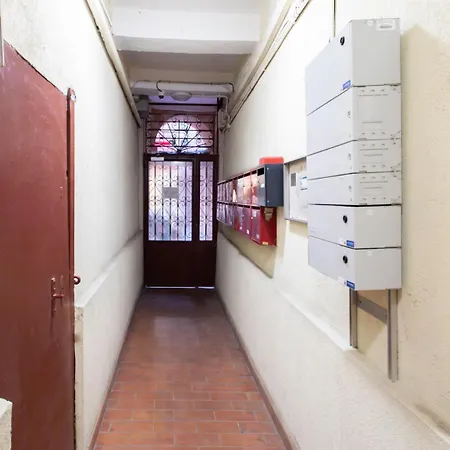 #33 Staywizus - Heart Of Old Town Ac 5mins Walk To Apartment *